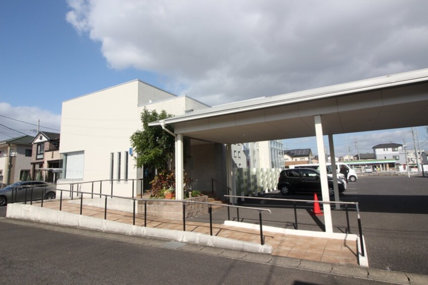 三輪内科(病院)まで350m サン・ｆｒｉｅｎｄｓ北外山Ⅱ