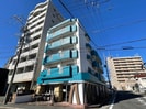 ブルーアッシュビルディングの外観