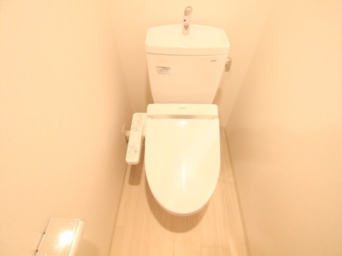トイレ プレサンス金山デュアル（402）