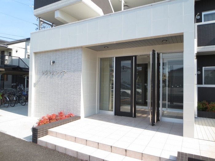 エントランス部分 アクアスフィア