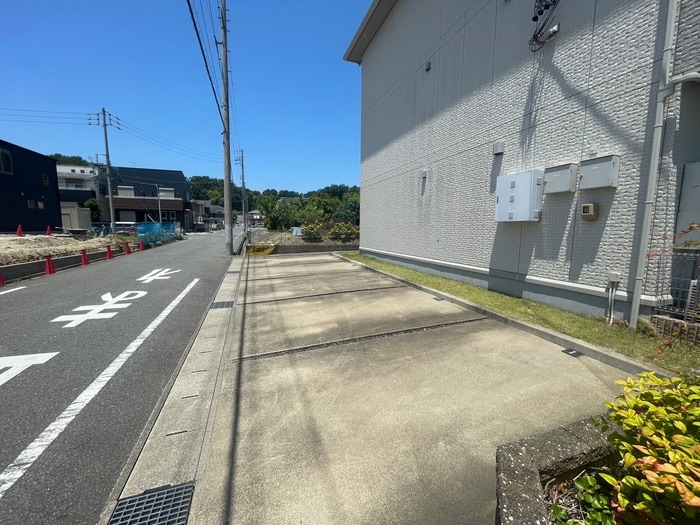 駐車場 ＷＥＳＴ　ＷＩＮＧ