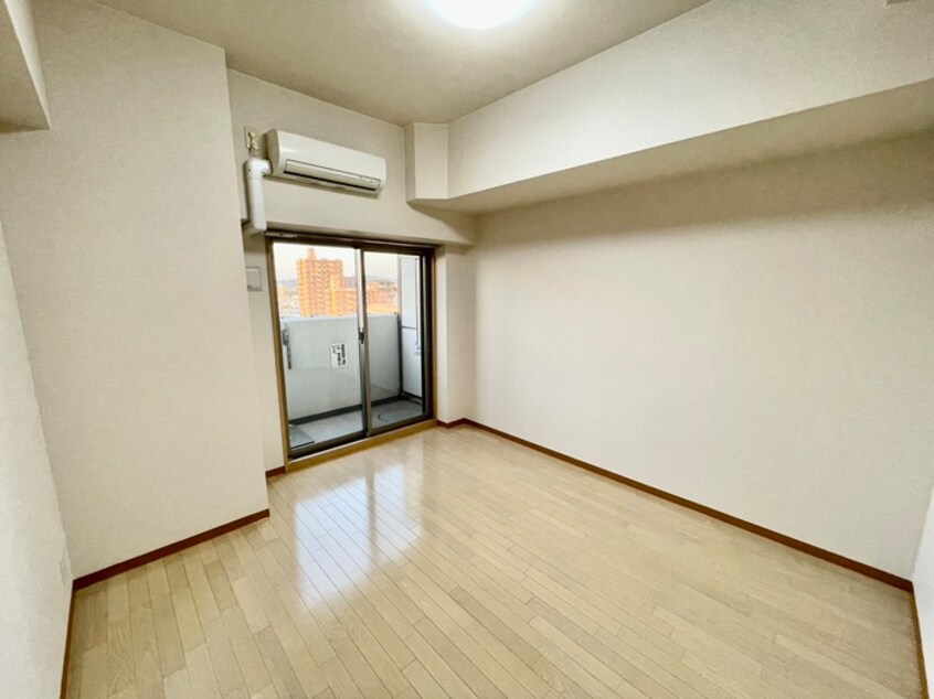 居室 ノステルコ－ト岡崎