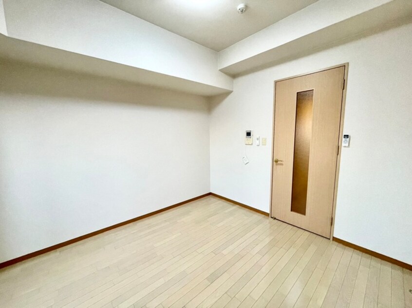 居室 ノステルコ－ト岡崎