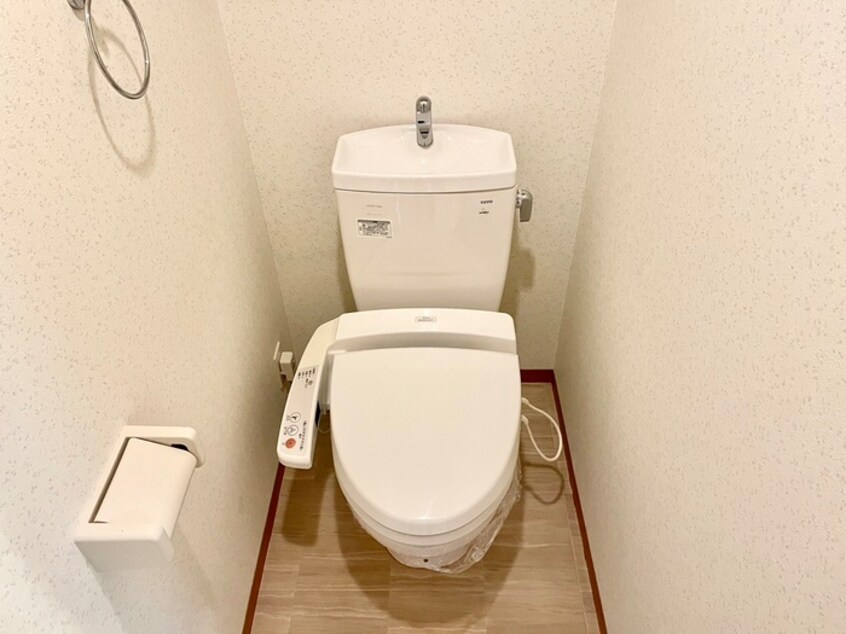 トイレ ノステルコ－ト岡崎