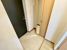 玄関 ノステルコ－ト岡崎