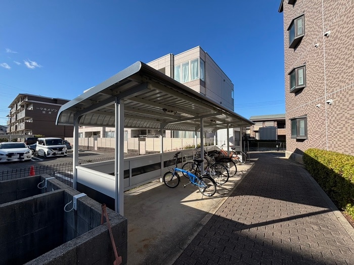 駐輪場 ＰＣＭ　ＷＡＵＷＡＵ　９９