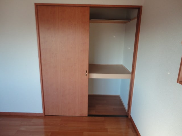 収納 サンフォルム打中