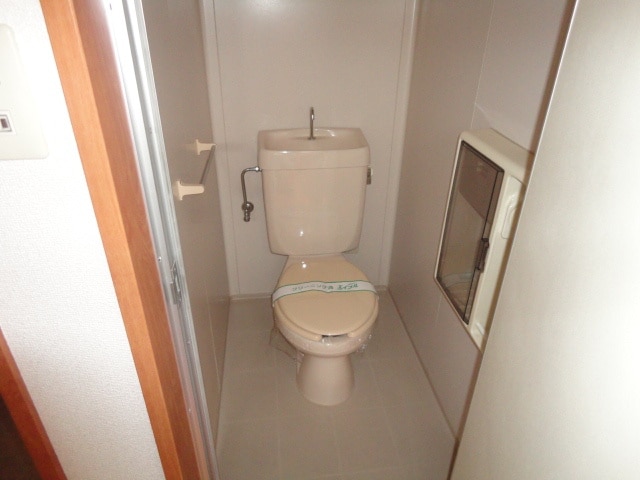 トイレ サンフォルム打中