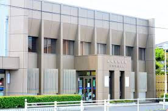 岡崎信用金庫刈谷日高支店(銀行)まで687m アム－ル中手