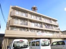 荒中マンションの外観