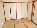 居室 荒中マンション