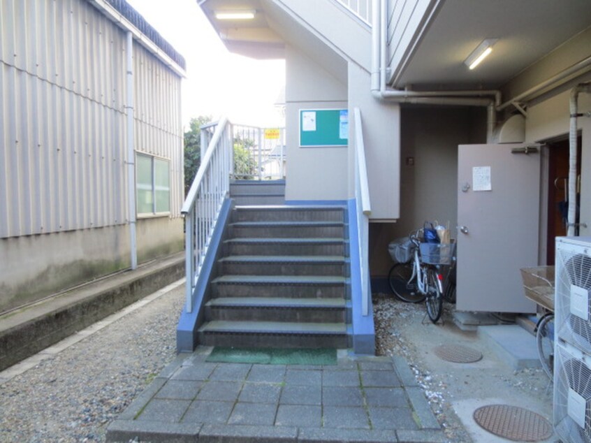 エントランス部分 荒中マンション