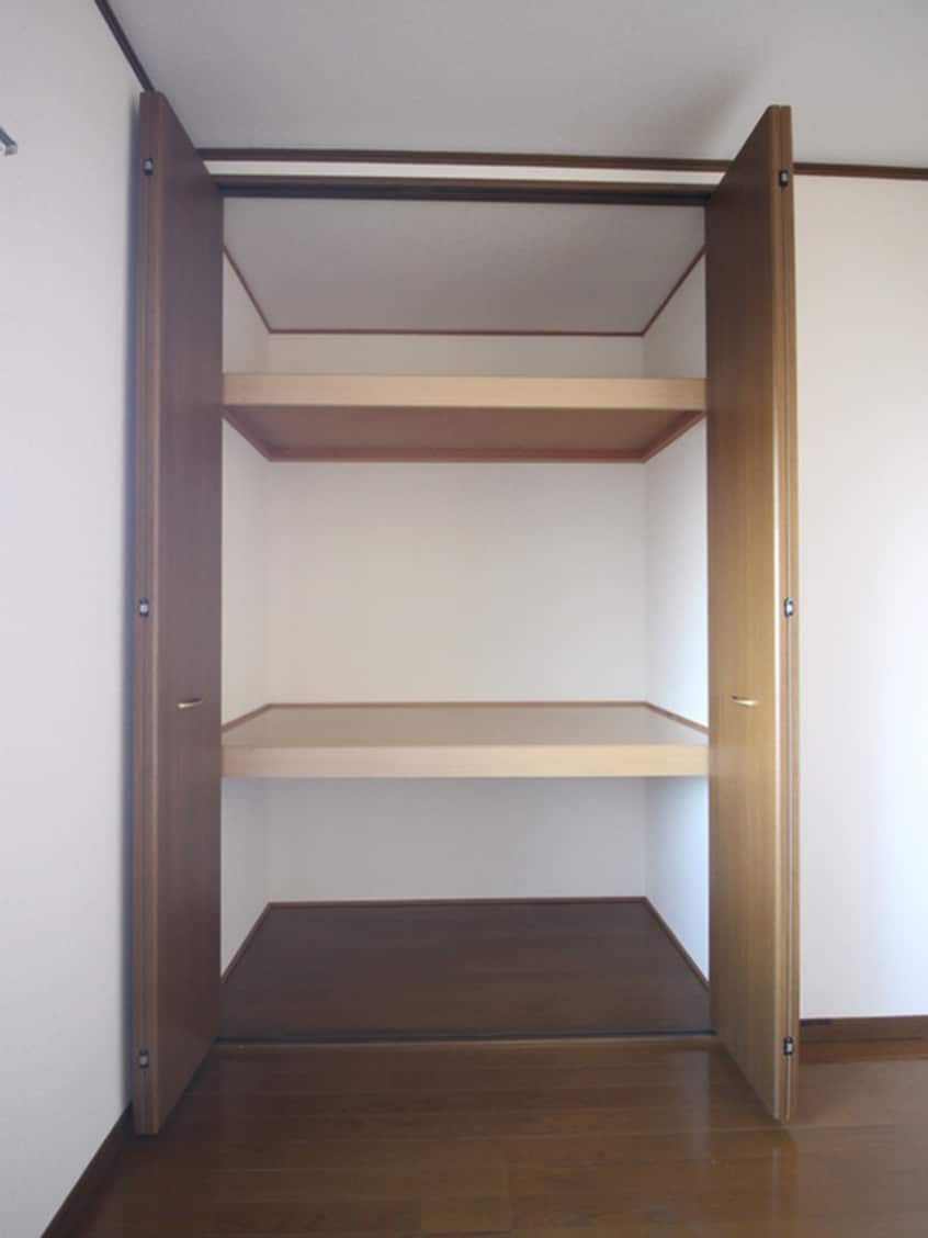 収納 メゾネット奥町