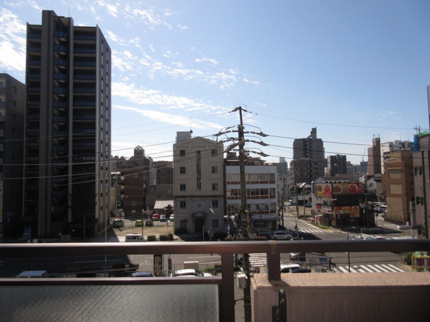 室内からの展望 アゴラ葵
