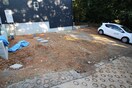 駐車場 隠れ家