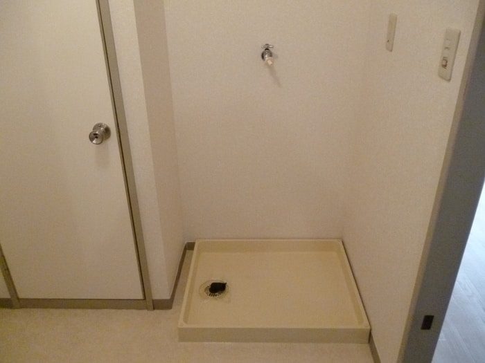 洗濯機置場 グリーンパレス塩倉