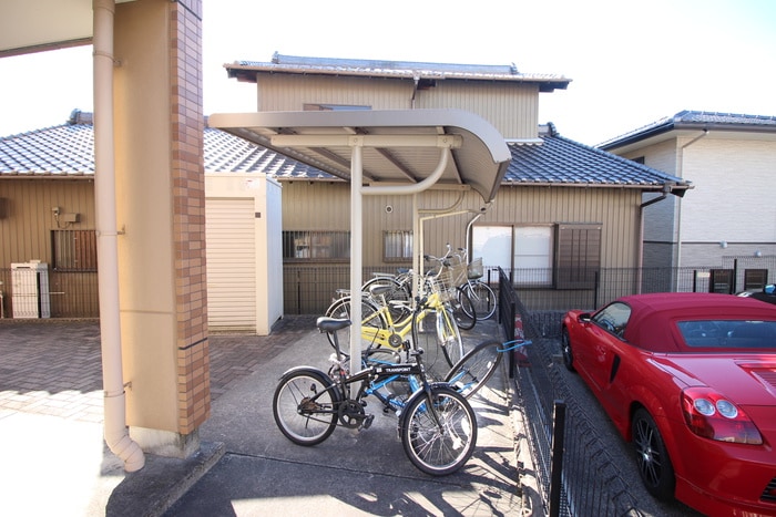 駐輪場 サンピエール青山A