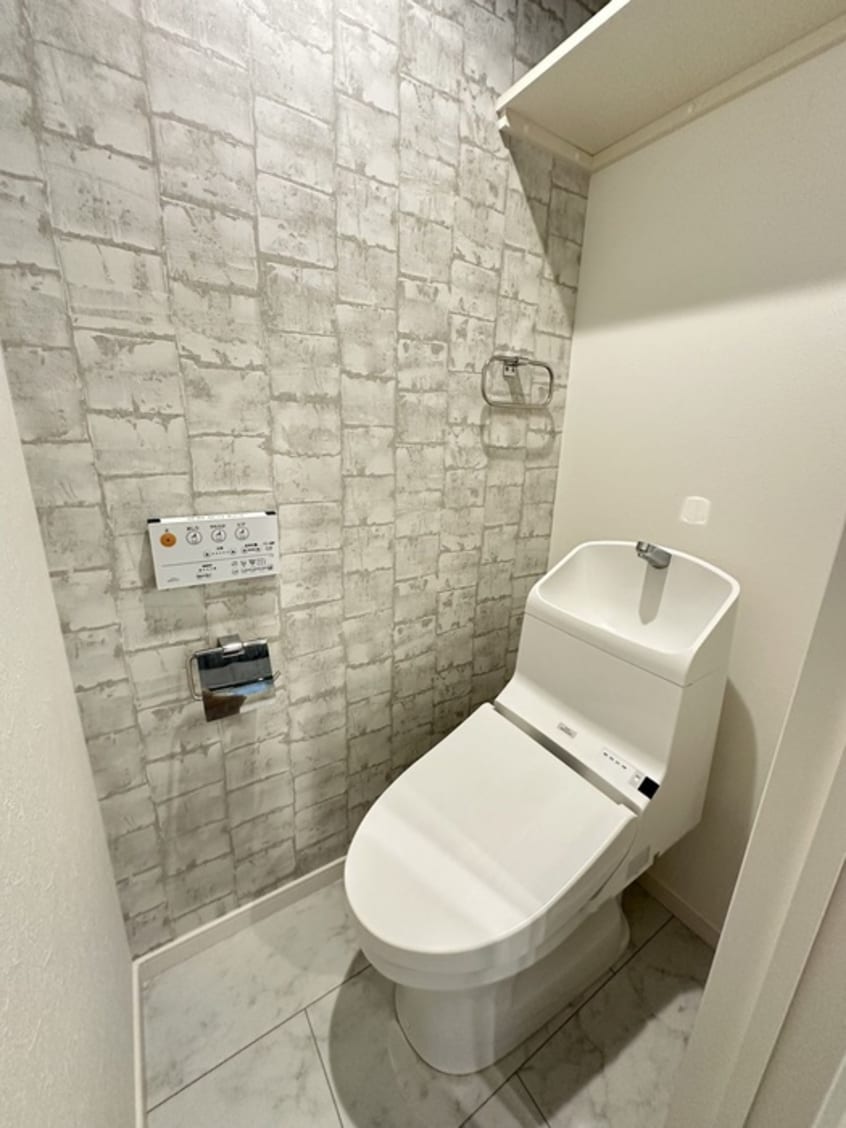 トイレ ベリアス　レイン