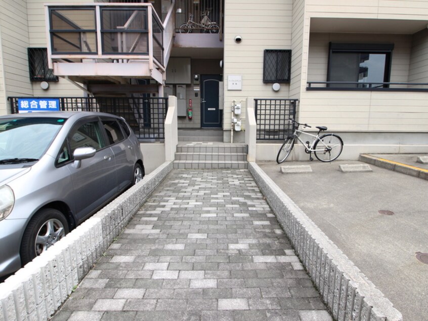 エントランス部分 リーフレジデンス東館
