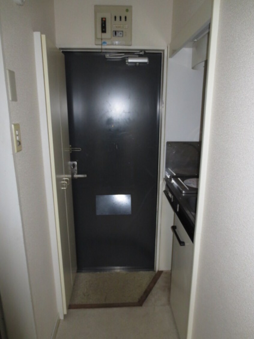 玄関 Libellula瓢箪山