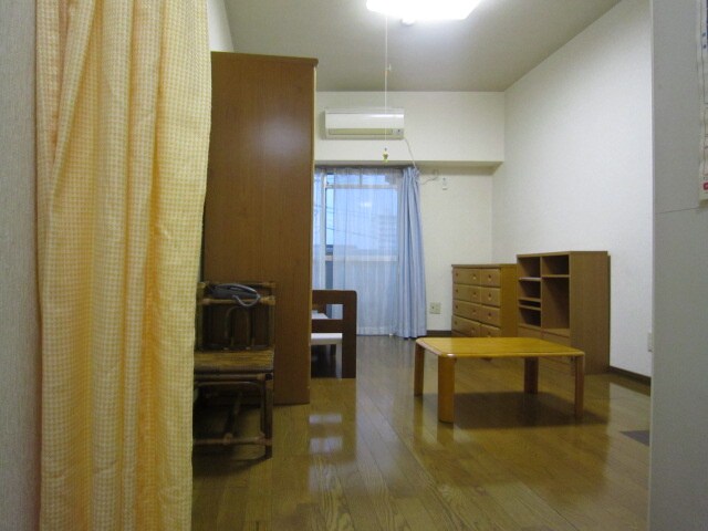 居室 サン・アリ－ナ