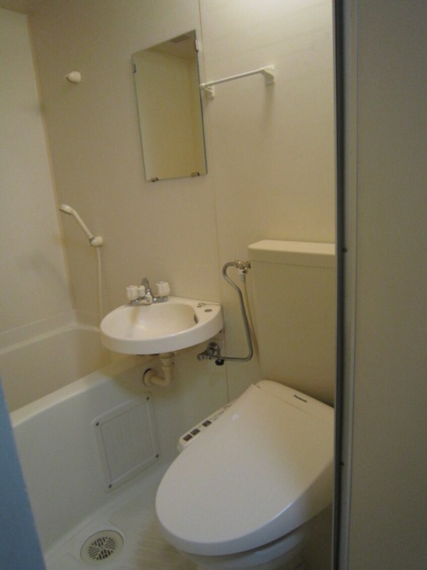 トイレ サン・アリ－ナ