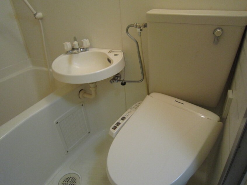 トイレ サン・アリ－ナ