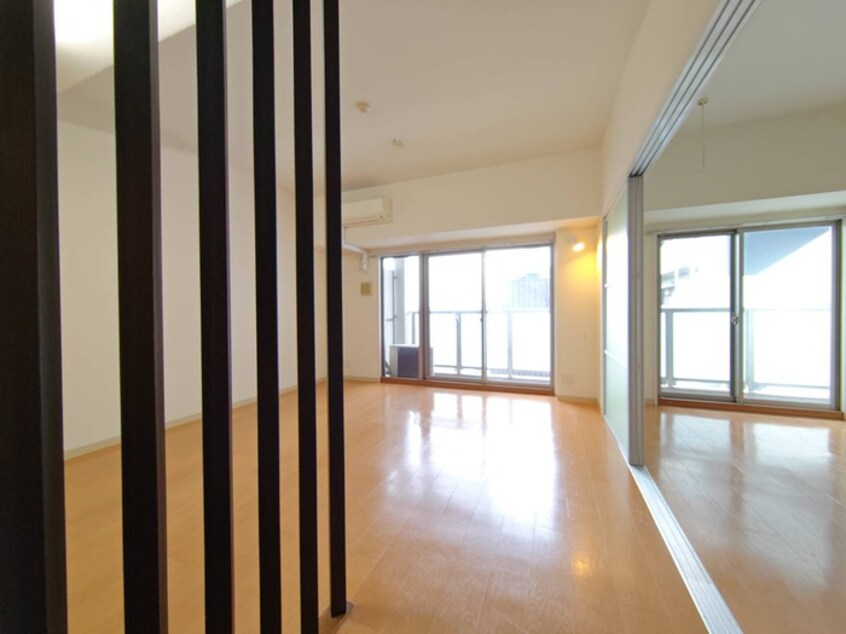 居室 ランドハウス泉