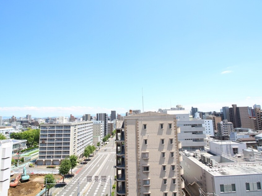 室内からの展望 ランドハウス泉