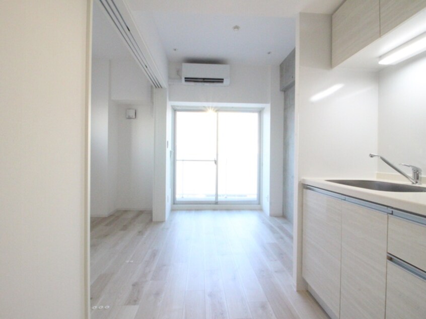 居室 THE LOUNGE LINEAR GATE