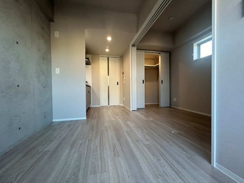居室 THE LOUNGE LINEAR GATE