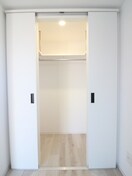 収納 THE LOUNGE LINEAR GATE