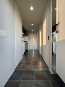 廊下 THE LOUNGE LINEAR GATE