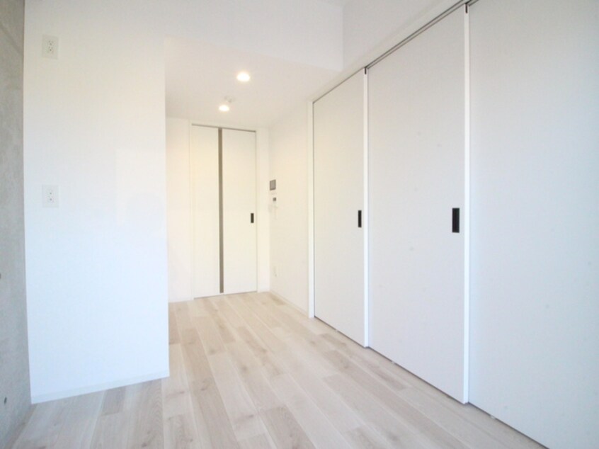 居室 THE LOUNGE LINEAR GATE