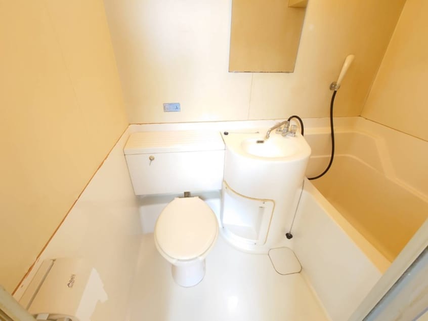 トイレ メゾンイワタ