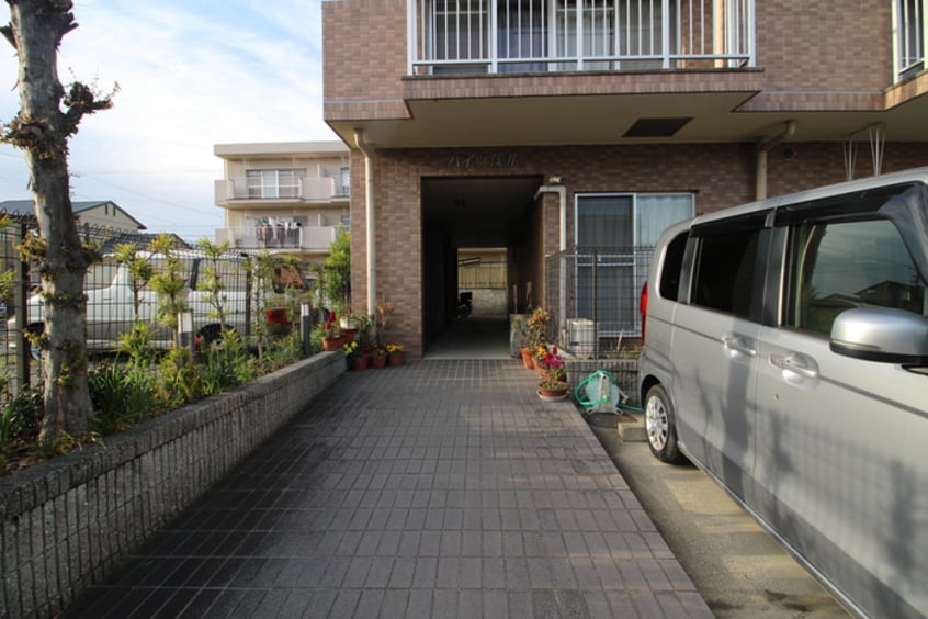 エントランス部分 ハイツ浅井