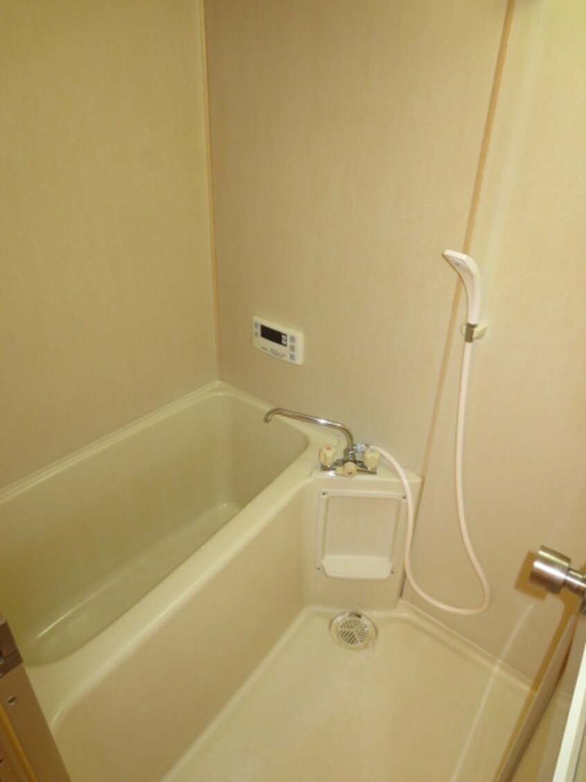 バス／シャワールーム等 サ－プラスワン大島