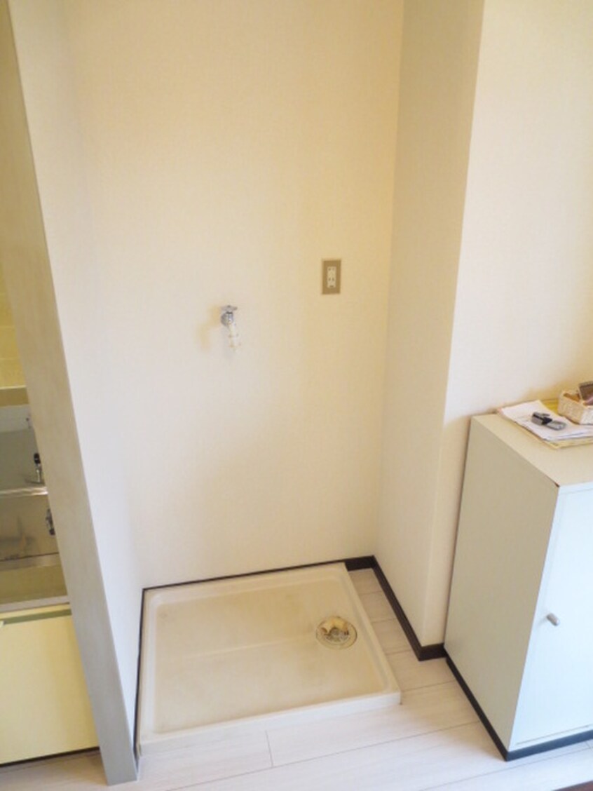 洗濯機置場 サ－プラスワン大島