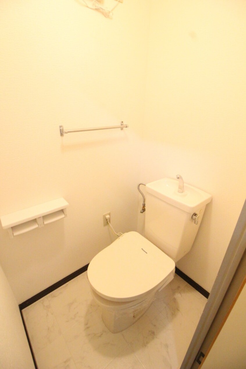 トイレ サ－プラスワン大島