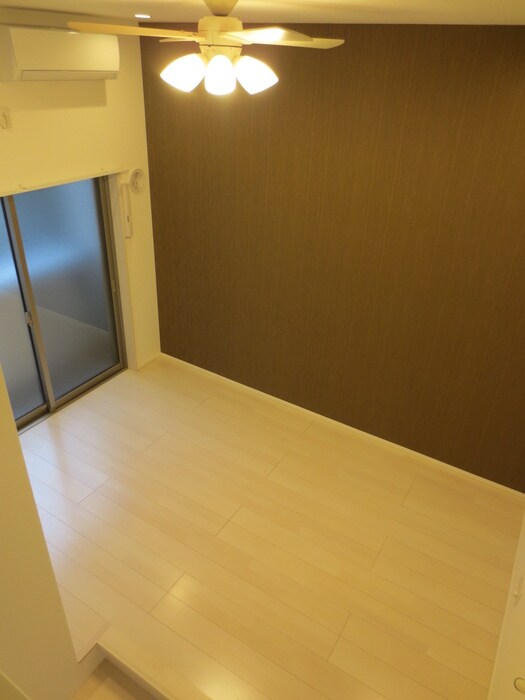 居室 Clover Court OZONE