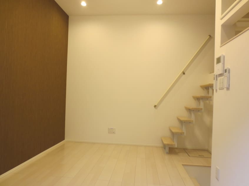 居室 Clover Court OZONE