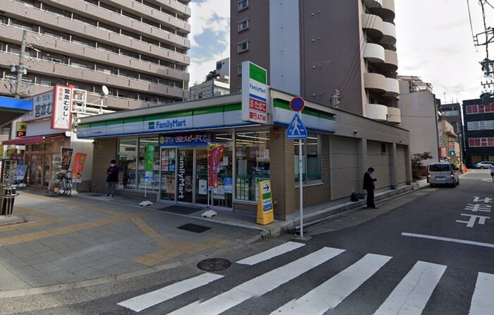 ファミリーマート名古屋大須観音店(コンビニ)まで220m ﾃﾞｨｱﾚｲｼｬｽ大須観音Ⅲ(101)