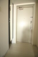 玄関 ルノンドームＡ