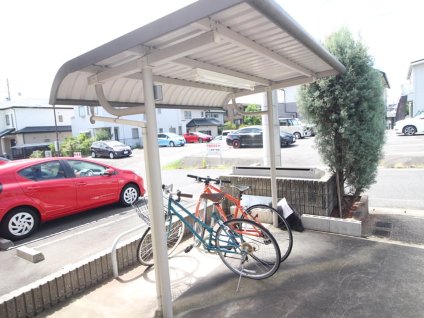 駐輪場 アイリス大鐘