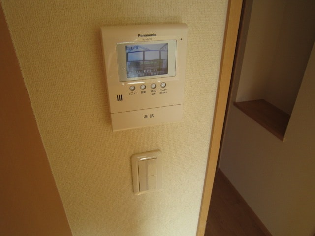 居室 アイリス大鐘