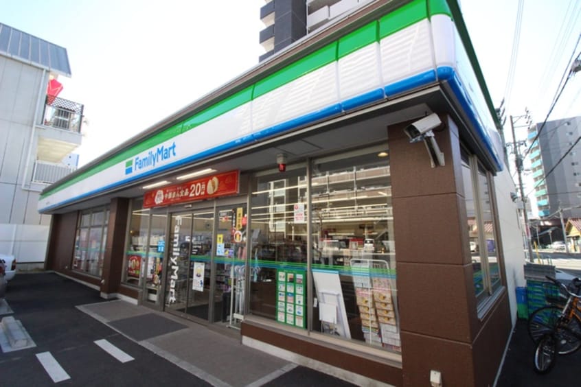 ファミリーマート 名古屋千代田店(コンビニ)まで280m ＴＲＵＳＴＹ千代田