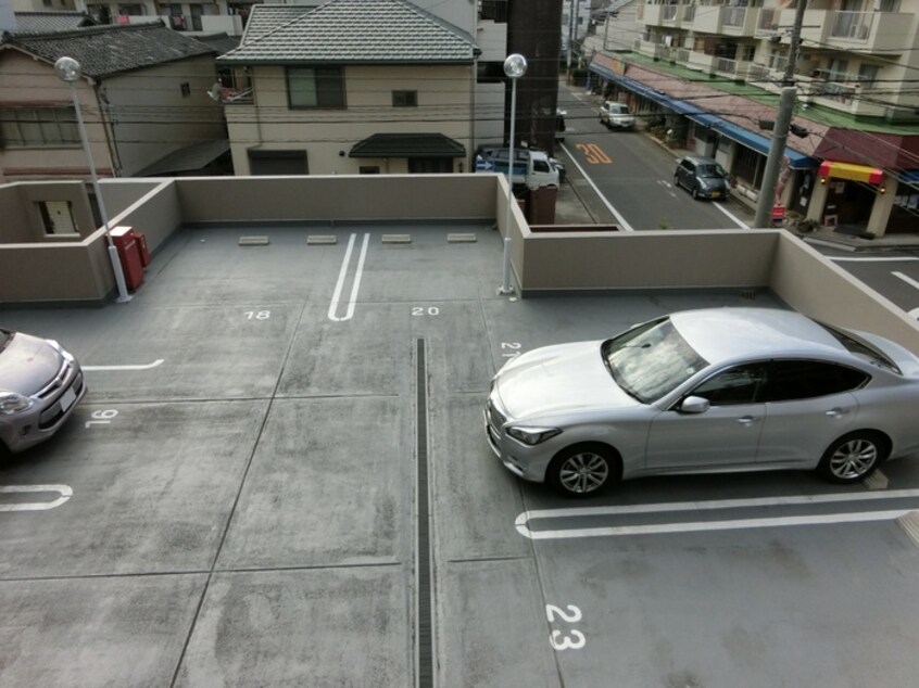 駐車場 フォレスティア桜山(306)