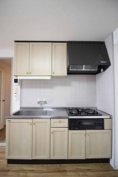 キッチン ＷＥＳＴ　ＣＲＥＥＫ