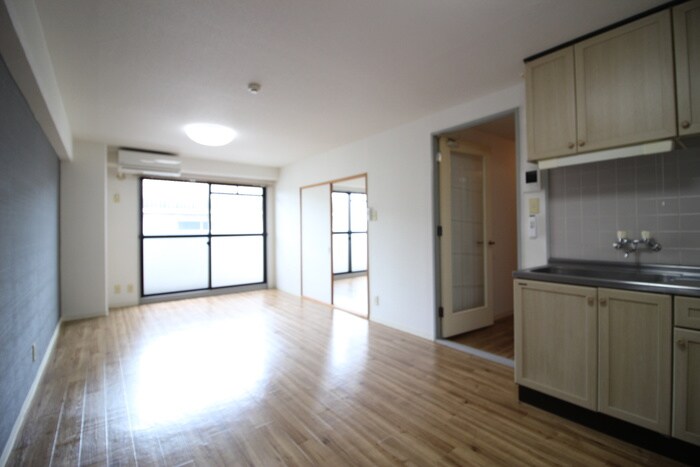 居室 ＷＥＳＴ　ＣＲＥＥＫ