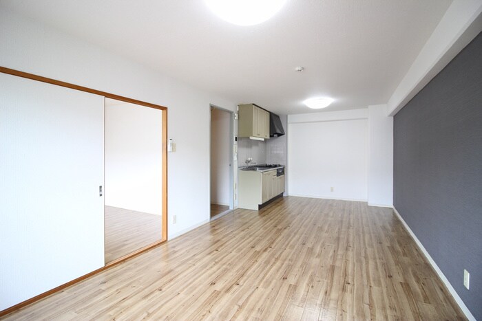 居室 ＷＥＳＴ　ＣＲＥＥＫ